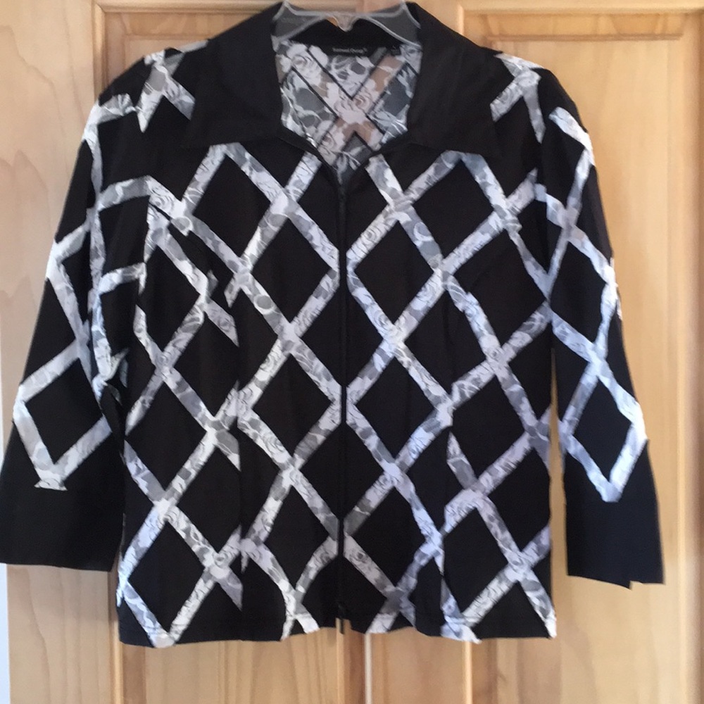 Chic Samuel Dong Lace Top